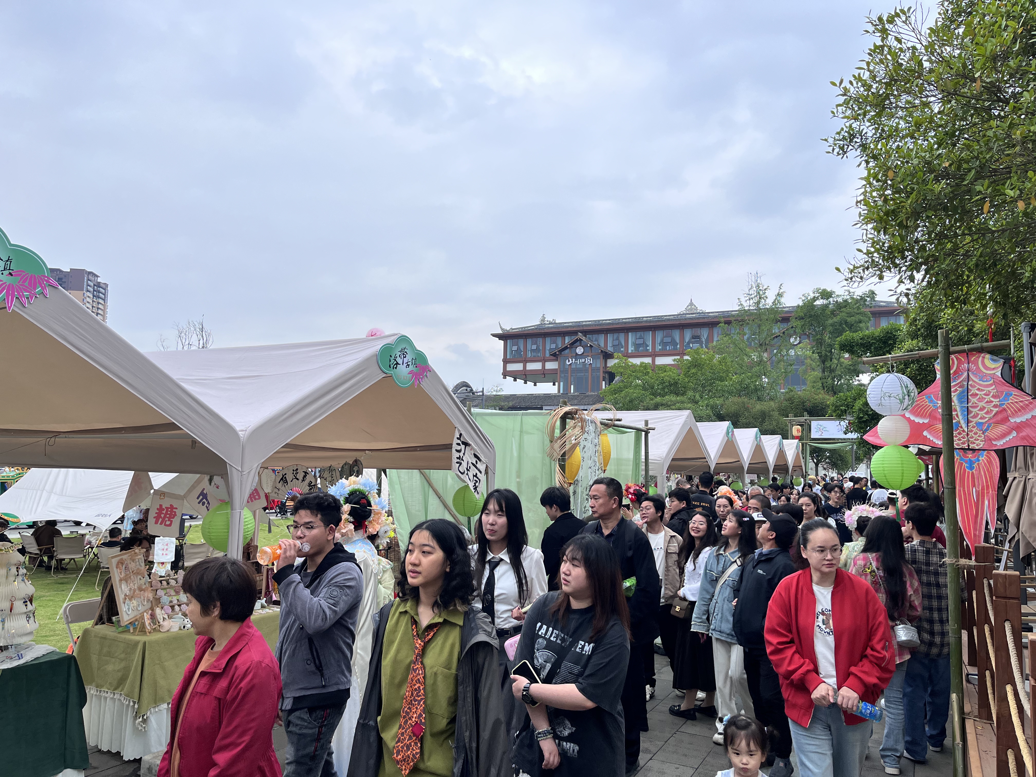 洛带古镇新春集市 - 图片2
